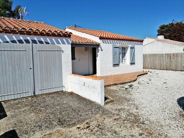 Exterior