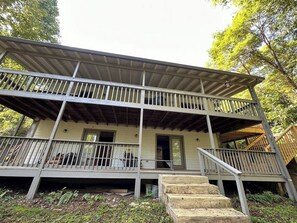 The large two decks provide plenty of fresh air.
