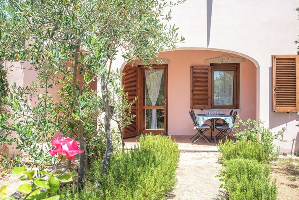 Vacation Villa Sardinia Budoni Sea View With Spa Whirlpool Pool And Air Conditioning - Sardenha