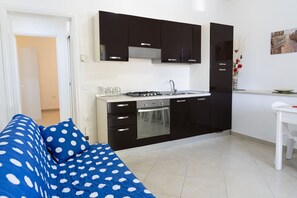 Entrance living