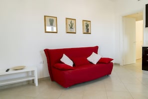 Entrance living
