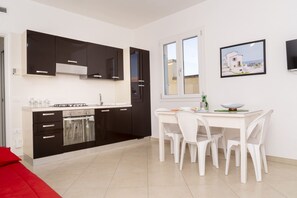 Entrance living