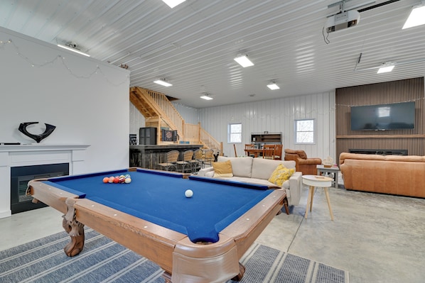 Canandaigua Vacation Rental | 2BR | 1BA | Stairs Required | 2,000 Sq Ft