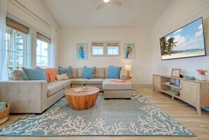 Cozy and comfortable living area. (Casa Rita)