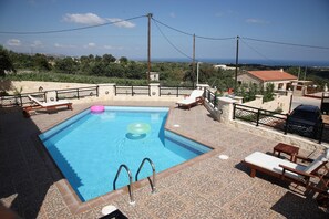 Holiday Home Swimming Pool