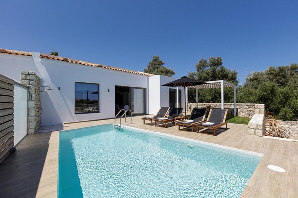 Schwimmbad des Ferienhauses