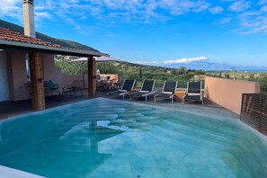 Holiday Home Swimming Pool