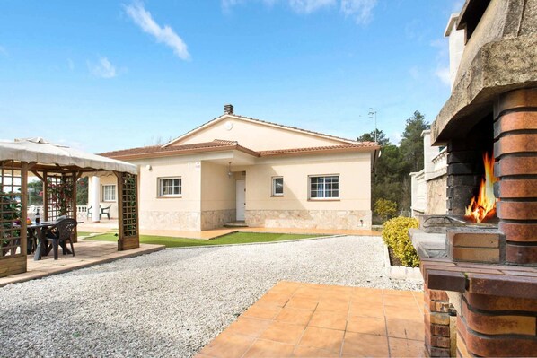 Holiday Home Exterior [summer]
