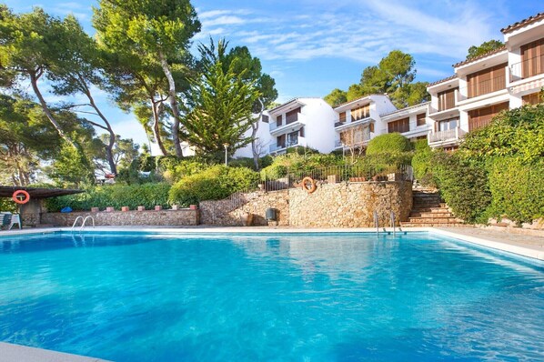 Holiday Home Swimming Pool