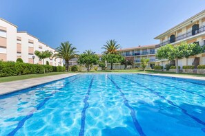 Holiday Home Swimming Pool