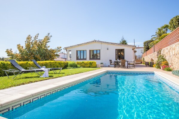 Holiday Home Swimming Pool