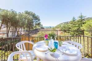 Terrasse / Balkon