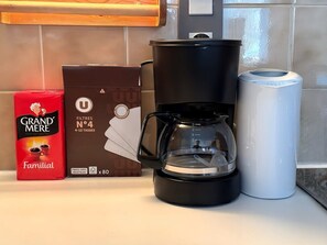 Coffee and/or coffee maker