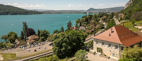 Location hébergement pour grand groupes au lac d'Annecy
