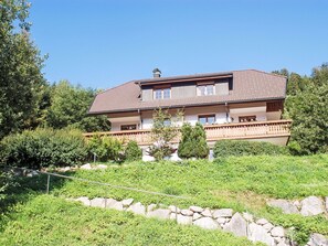 Bâtiment, Maison, Arbuste, Domicile, Zone Résidentielle, Toit, Chalet, Zone Rurale, Biens