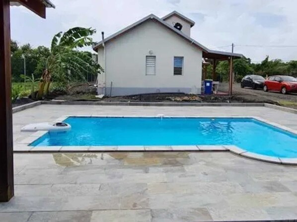 Vue sur piscine