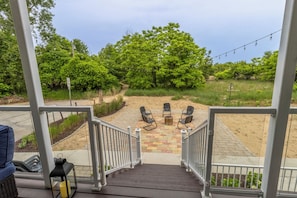 Main Level | Front Deck | Patio