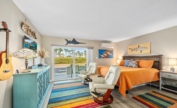 Bright and Colorful Studio with King Bed