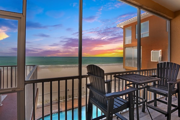 Balcony, Dining Area