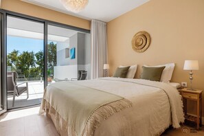Comfortable king-size beds.