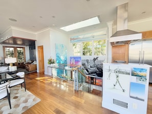 Entry to top level living