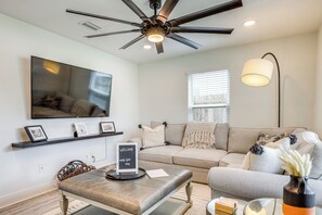Sectional with full-size pull out bed/ 65” Smart TV