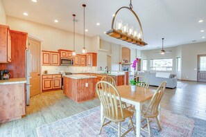 Dining Area | Open Floor Plan