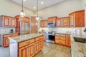 Kitchen | Drip Coffee Maker | Dishwasher | Cooking Basics
