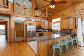 Dining area off the kitchen