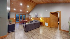 443 Day Springs Rd Living Room