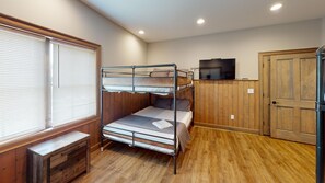 443 Day Springs Rd Bedroom(1)