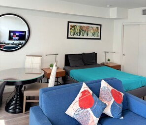 Comfortable Elegance: A blend of luxury and coziness.
