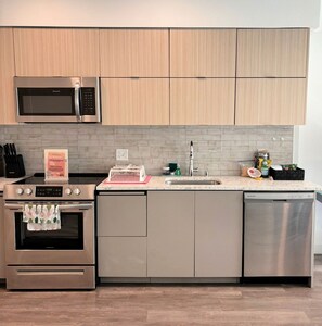 Cooking Made Easy: High-quality appliances at your service.

