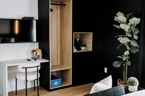 Room 5 built in