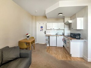 Open plan living space | Apartment 33 - Herstmonceux Castle Estate, Herstmonceux
