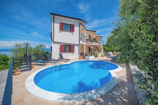 Holiday Home Exterior [summer]