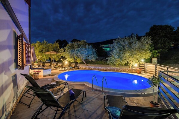 Piscine maison de vacances