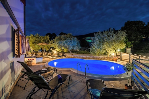 Piscine maison de vacances