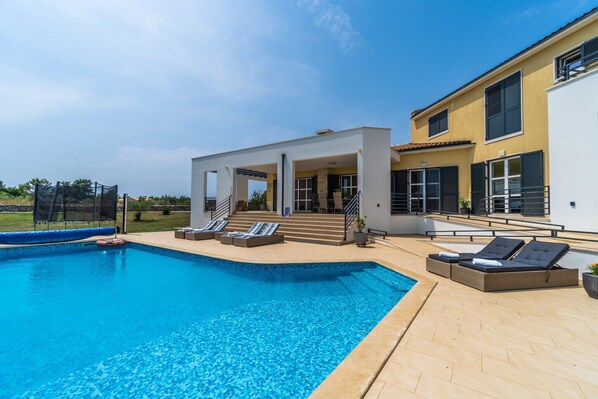 Extérieur maison de vacances [été]