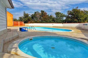 Holiday Home Swimming Pool
