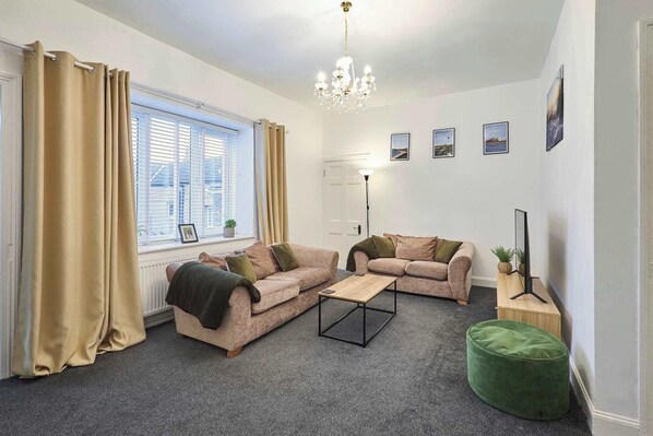 Queen Street Apartment, Amble - Host & Stay