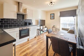 Benedictine Suite, Flat 9, Whitby - Host & Stay