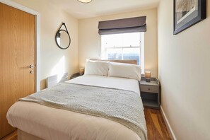 Benedictine Suite, Flat 9, Whitby - Host & Stay