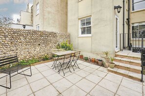 Brunswick Place Flat, Brighton and Hove - Host & Stay