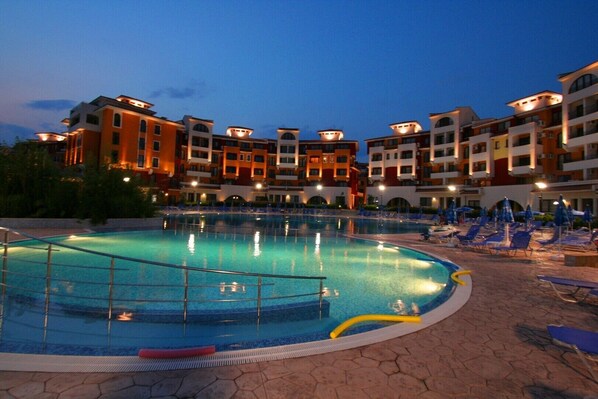 Pool