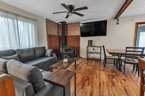 Hardwood, Indoors, Furniture, Table, Living Room