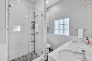 Bathroom, Indoors, Room, Shower Faucet, Sink