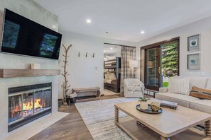 06_425_Wood_Rd006