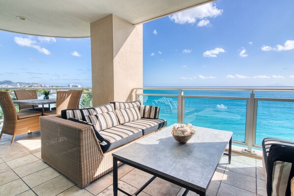 Oceanfront terrace 