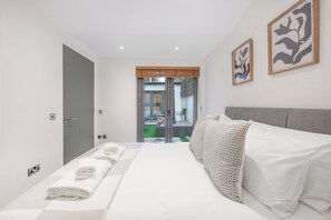 Bedroom 2 (3)